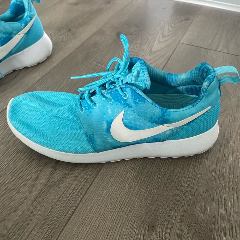 Blue Nike Roshes FOR SALE
